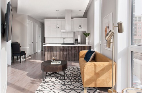 River North Apartment | Sonder | 943 Crosby | Bright 1BR