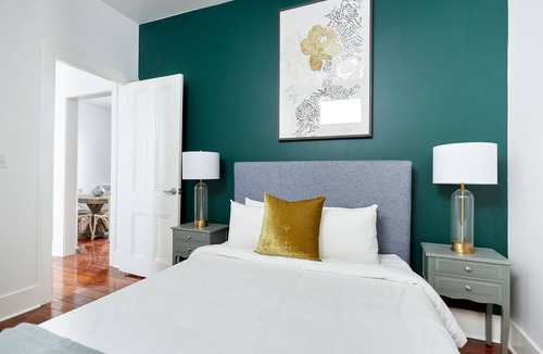Faubourg Delachaise Apartment | Sonder at Delachaise Row | Two-Bedroom Apartment w/ Balcony