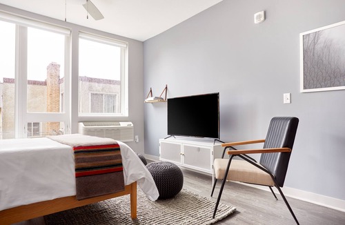 Minneapolis Apartment | Sonder at LUNA | Studio Apartment