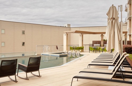 Downtown Austin Apartment | Sonder at The Catherine | Studio Apartment w/Balcony