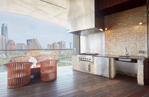 Downtown Austin Apartment | Sonder at The Catherine | One-Bedroom Apartment w/Balcony
