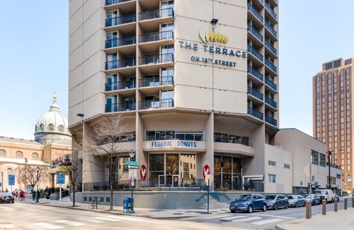 Logan Square Apartment | Sonder at The Terrace