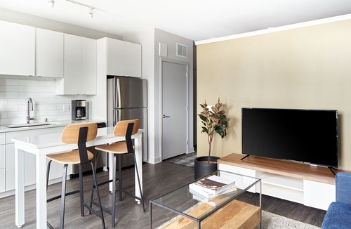 Minneapolis Apartment | Sonder | Luna Apartments | Pleasant 1BR + Gym