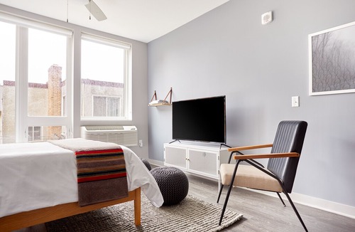 Minneapolis Apartment | Sonder | Luna Apartments | Bright Studio + Gym