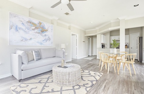 Medical Center District Apartment | Sonder | Med Center | Contemporary 1BR + Balcony
