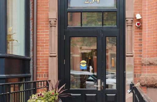 Back Bay Apartment | Sonder The Magnolia | Accessible Full Suite+