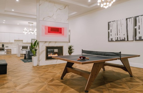 Midtown Village Apartment | Sonder The Witherspoon | One-Bedroom Apartment