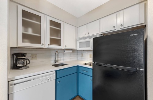 Gateway Hotel | Sonesta ES Suites Austin The Domain Area