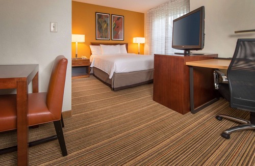 Charleston Hotel | Sonesta ES Suites Charleston