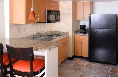 North Dallas Hotel | Sonesta ES Suites Dallas Central Expressway