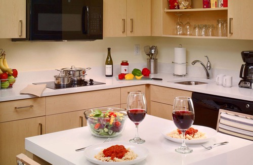 Somerset Hotel | Sonesta ES Suites Somerset