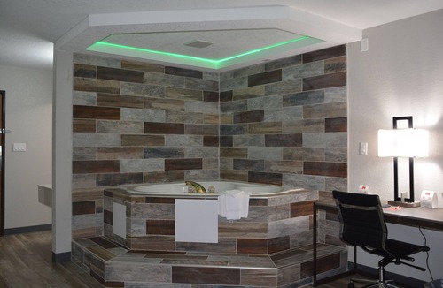 Lovington Hotel | Sonesta Essential Des Moines