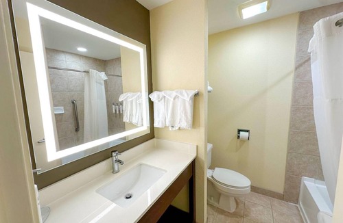 Overland Park Hotel | Sonesta Essential Hotels Overland Park