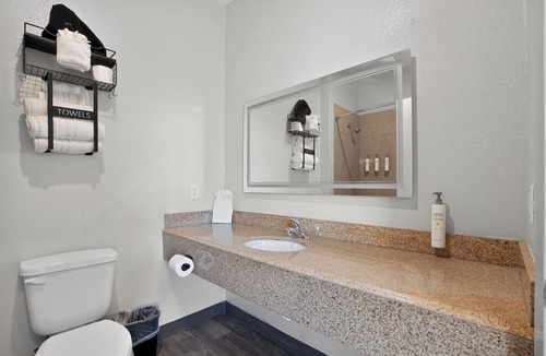 FM 1960 Hotel | Sonesta Essential Hotel Houston-I-45 Spring
