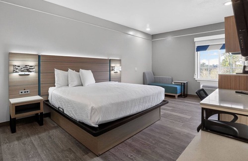 FM 1960 Hotel | Sonesta Essential Hotel Houston-I-45 Spring