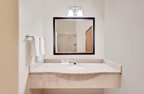Odessa Hotel | Sonesta Essential Hotels Odessa