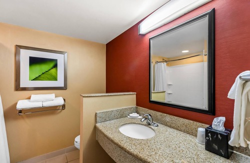 Junction City Hotel | Sonesta Essential Junction City