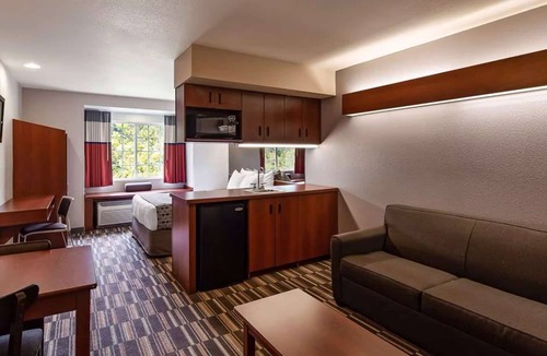 Morgantown Hotel | Sonesta Essential Morgantown
