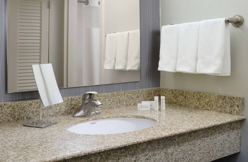 North Dallas Hotel | Sonesta Select Dallas Central Expressway