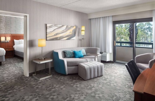 Laguna Hills Hotel | Sonesta Select Laguna Hills Irvine Spectrum