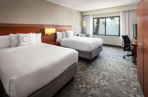 Laguna Hills Hotel | Sonesta Select Laguna Hills Irvine Spectrum