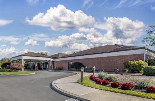 Middletown Hotel | Sonesta Select Newport Middletown