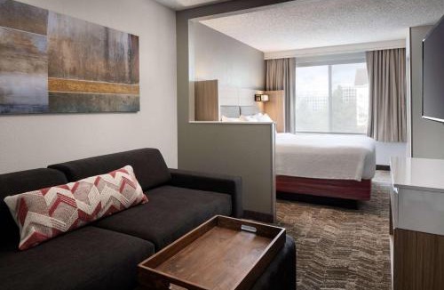 Renton Hotel | Sonesta Select Seattle Renton Suites
