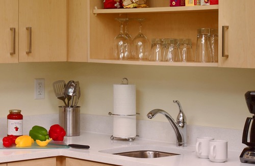 Middleburg Heights Hotel | Sonesta Simply Suites Cleveland Airport