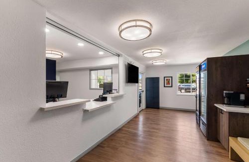 East Congress Hotel | Sonesta Simply Suites Austin South