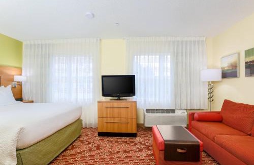 Fairbanks Hotel | Sonesta Simply Suites Houston Brookhollow