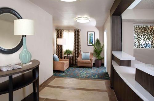 Plano Hotel | Sonesta Simply Suites Plano Frisco