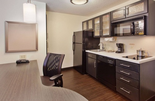 Somerset Hotel | Sonesta Simply Suites Somerset