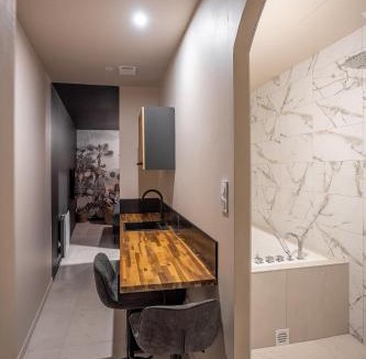 Saint-Quentin Apartment | Songe de Savane - Spa Ultra-centre St Quentin