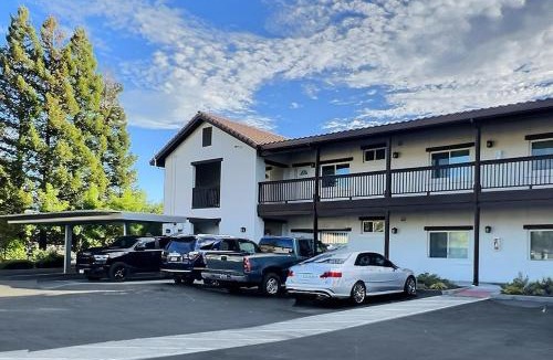 Sonoma Apartment | Sonoma Grove Suites