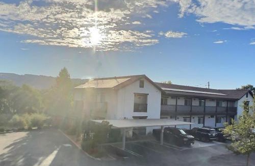 Sonoma Apartment | Sonoma Grove Suites