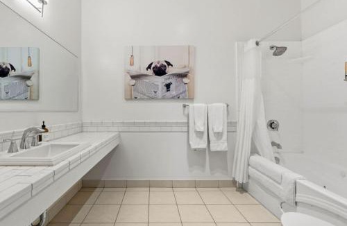 Santa Rosa Hotel | Sonoma Stonehouse Hotel