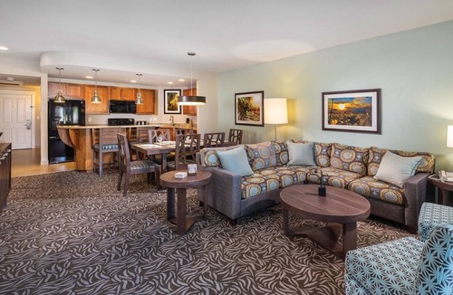 Windsor Resort | Sonoma | Vineyard Getaway & Outdoors | Pool | 2BR Twin