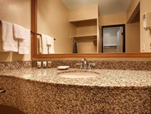 Rohnert Park Hotel | Sonoma Winegrower's Inn