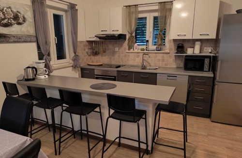 urinici Villa | Soothing 3-bedroom villa with AC in charming Đurinići