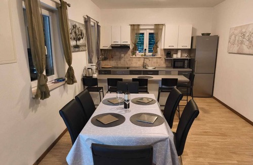 urinici Villa | Soothing 3-bedroom villa with AC in charming Đurinići