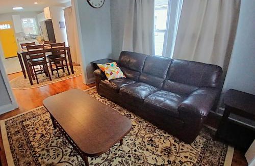 Northeast Bed & Breakfast | Soothing Private Room in Washington DC