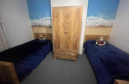 Hartlepool House | Sooty Babe