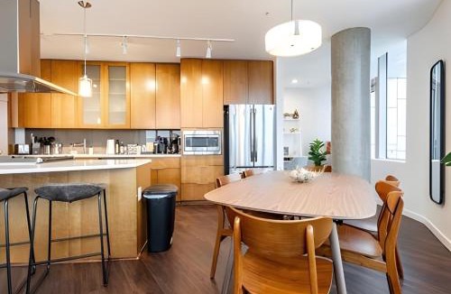 West Bellevue Apartment | Sophari Bellevue Towers Corporate Housing