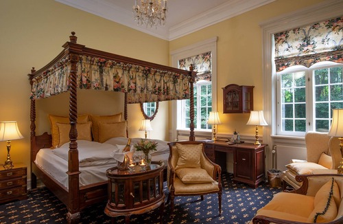 Skanderborg Hotel | Sophiendal Slotshotel