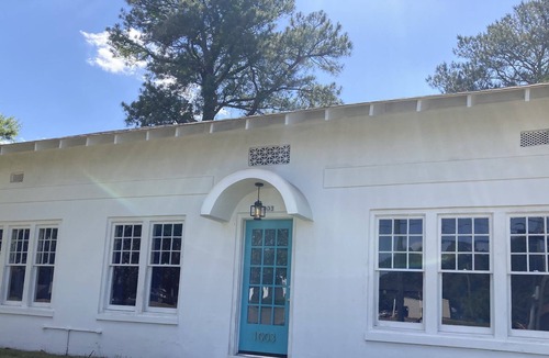 Columbia House | Sophie’s Magnolia Chalet