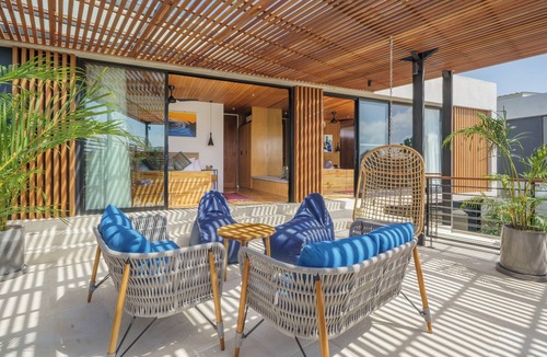 Nakula Villa | Sophisticated 3-Bedroom Designer Pool Villa in Central Seminyak