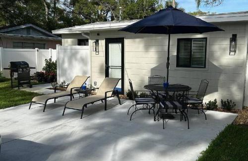 Bayview House | Sophisticated Charm in St Pete