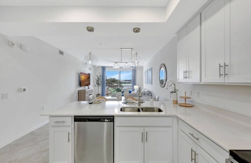Immokalee Condo | Sophisticated Condo for a Relaxing Stay at The National Golf and CC