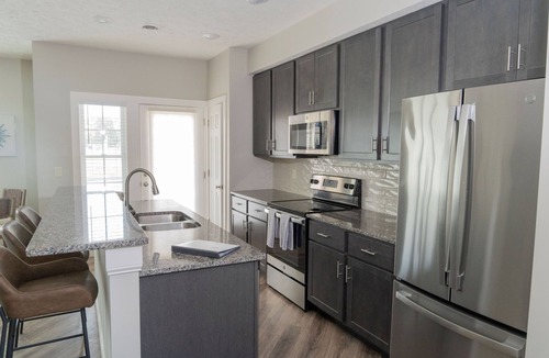 Bayberry House | Sophisticated Golf Community Townhouse!–3442