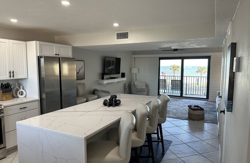 Ormond Beach Condo | Sophisticated Oceanfront Luxury Condo